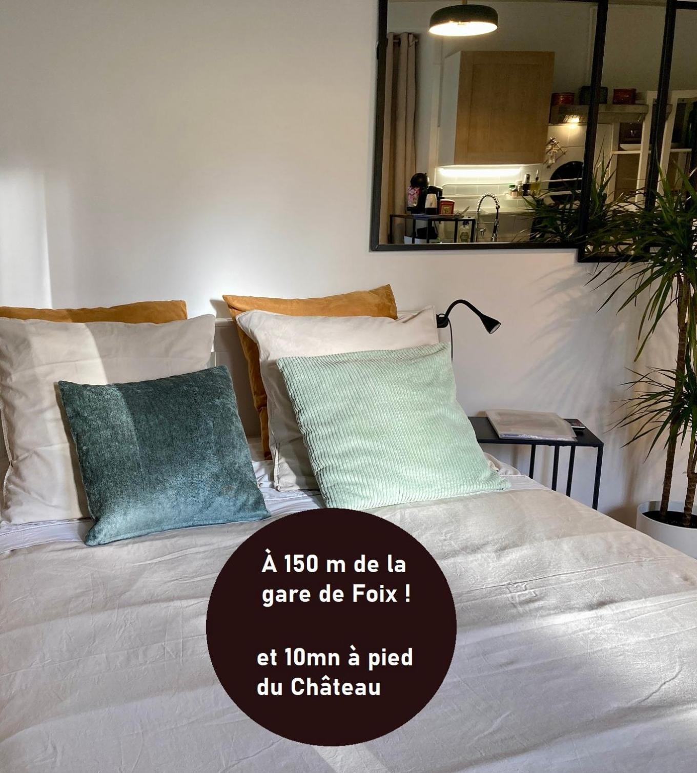 Aux 4 Logis Appart-Hotel - Studio Le City - Petit Dejeuner Inclus 1Ere Nuit 푸아 외부 사진
